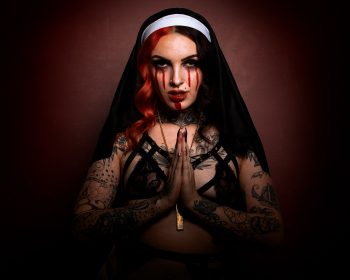 Bloody Nun -  6189