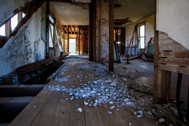 Abandoned House I - Talbot Trail