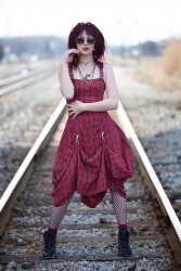 20170328-IMG_1023-ray-akey-location-portrait-ashley-1080h-nowm